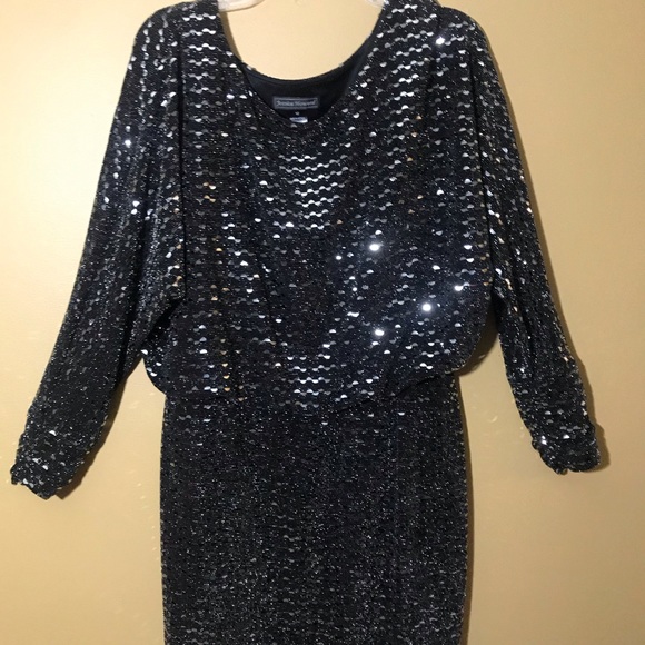 Jessica Howard Metallic black silver dress size 12 dress can fit larger size - Picture 4 of 11